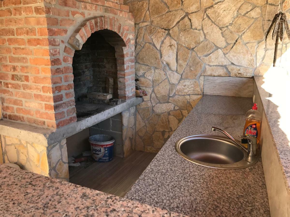Holiday Home Cerim Трогир Экстерьер фото