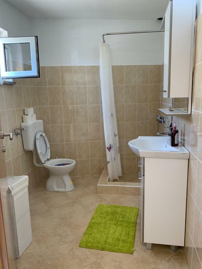 Holiday Home Cerim Трогир Экстерьер фото